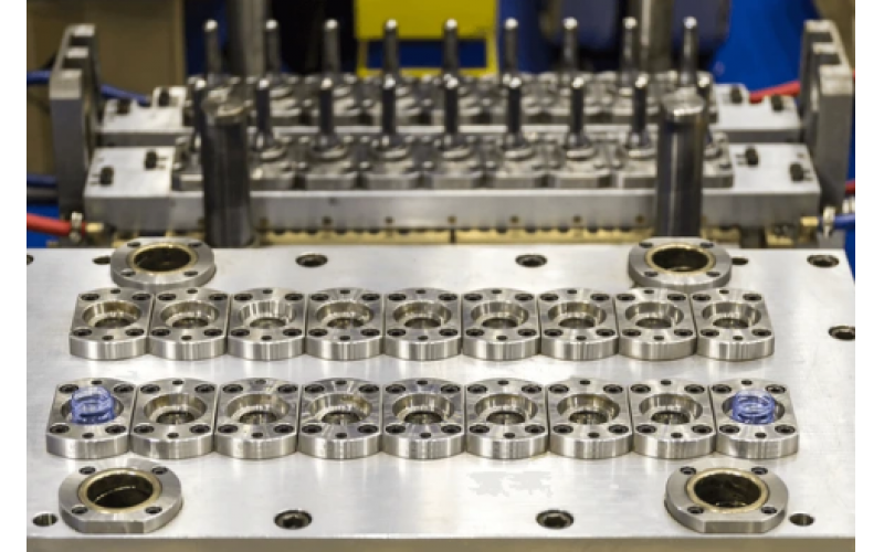 定制注塑模具的注意事項(xiàng)